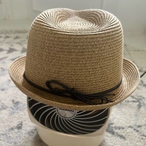 Target Women’s Small Brim Wicker Hat. EUC.